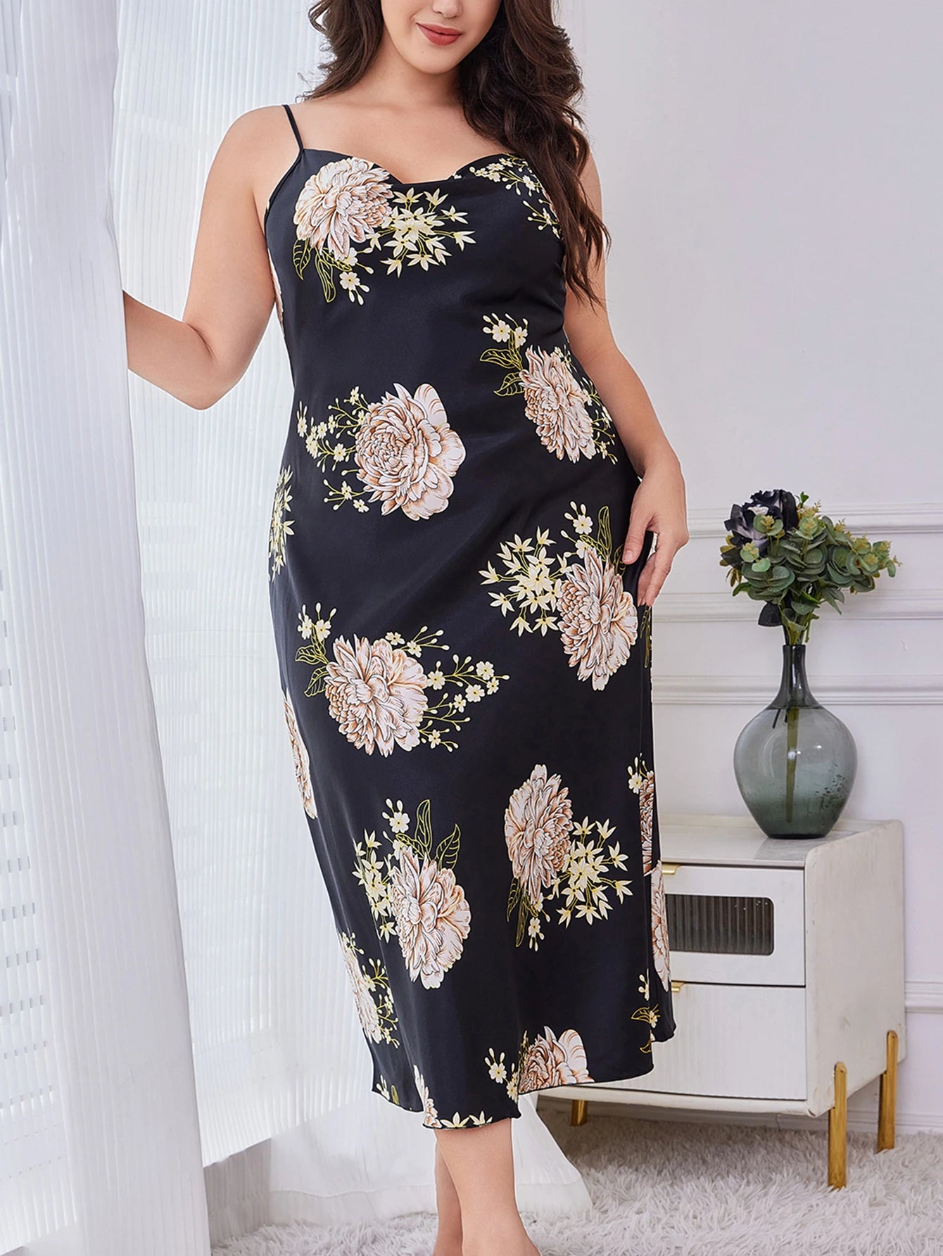 Plus Size Floral Print Nightgown